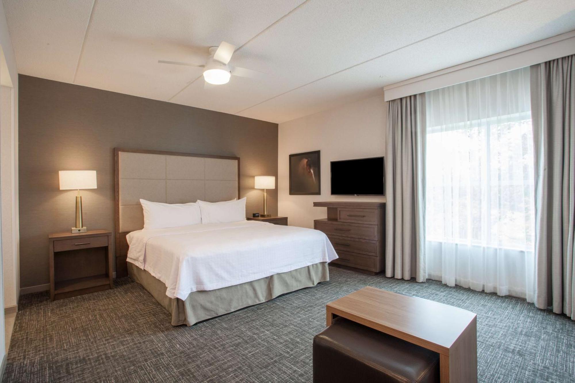 Homewood Suites By Hilton Саратога-Спрингс Экстерьер фото